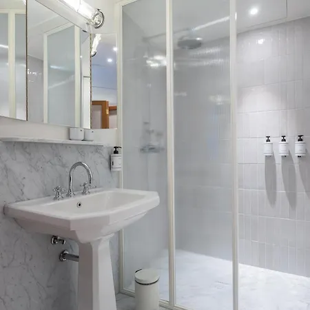Montaigne Aparthotel 4*