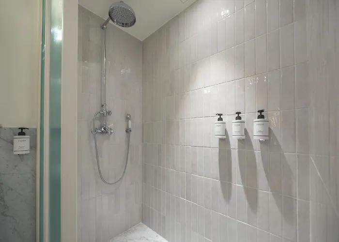 Montaigne 4* 奥斯滕德